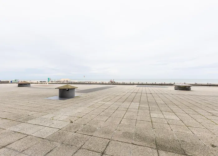 Lecomte - The Belgian Coast Collection 213 アパート *